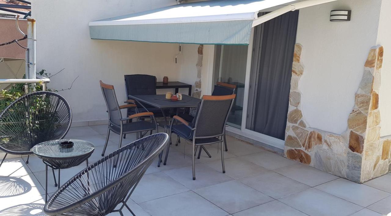 Grellia Apartamento Cavala Exterior foto